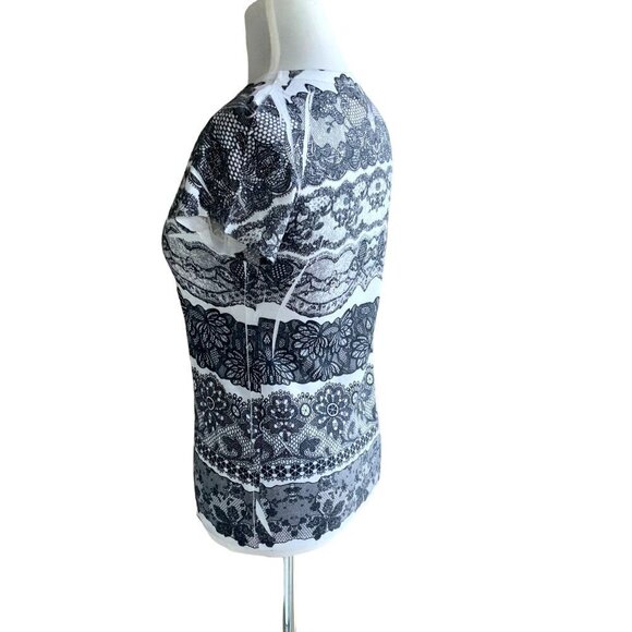 RUE 21 LADIES ABSTRACT PATTERN CREW NECK SS WHITE BLACK TSHIRT TEE TOP SIZE M - Picture 4 of 5